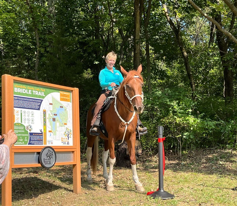Bridle-Trail-Photo.jpg