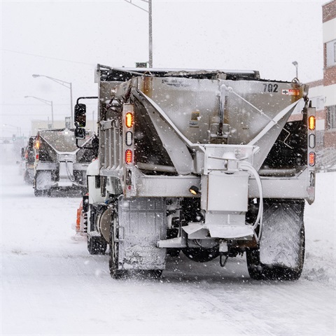 Photograph of a snow plow truck working in Kansas City, Kansas