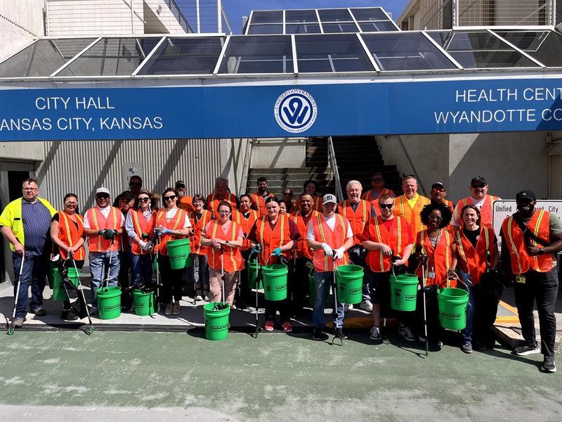 Earth Day Group Photo 2025